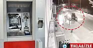 Eşmekaya'da Akıl Almaz Olay! İş Makinesiyle Gelip ATM'yi Kırdı.